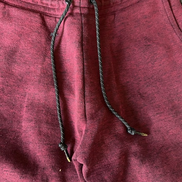 Nike Red tech fleece Joggers - Picture 4 of 7